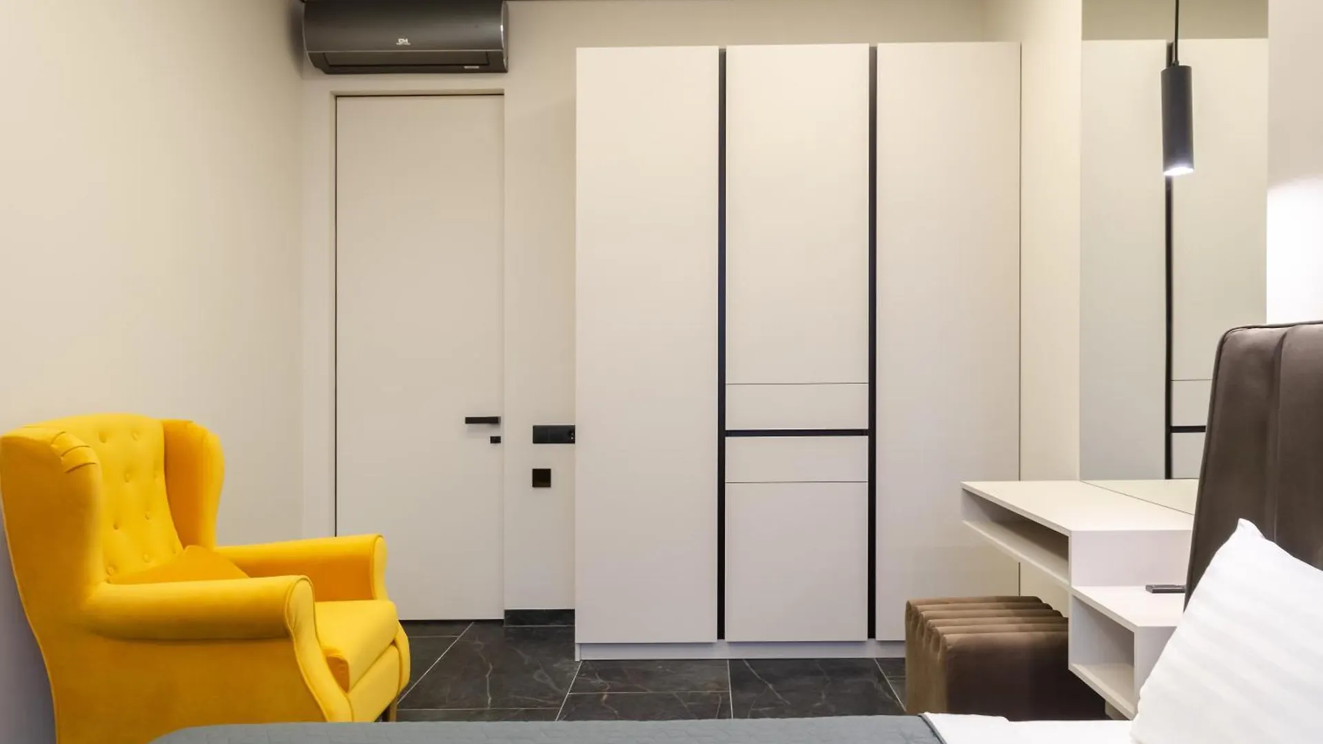 Appartement Petrovdom 13-92-433-267-196-433 Luxury Living In Rc Manhattan Kiev Oekraïne