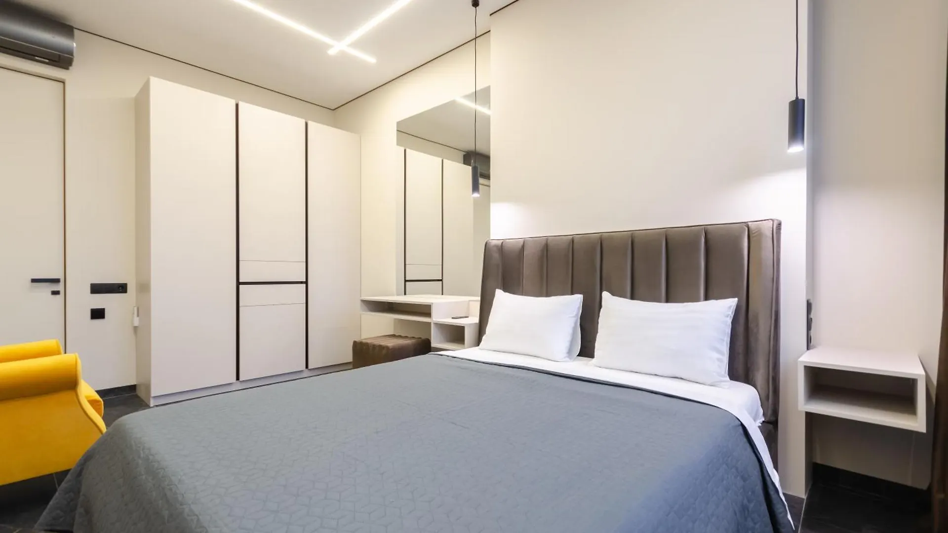 Petrovdom 13-92-433-267-196-433 Luxury Living In Rc Manhattan Kiev Appartement