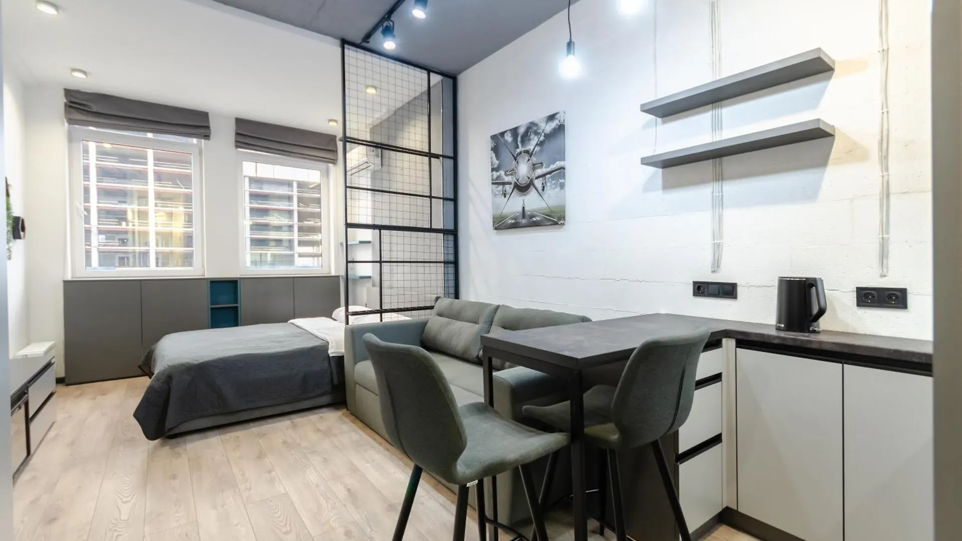 Petrovdom 13-92-433-267-196-433 Luxury Living In Rc Manhattan Kiev
