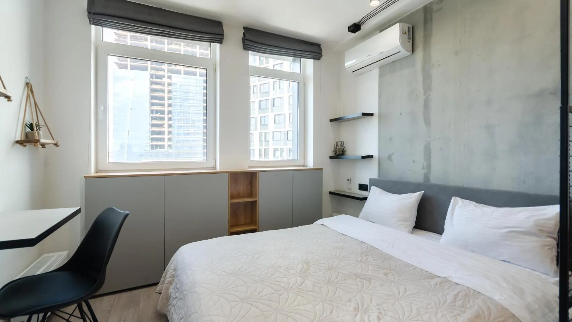 Petrovdom 13-92-433-267-196-433 Luxury Living In Rc Manhattan Kiev