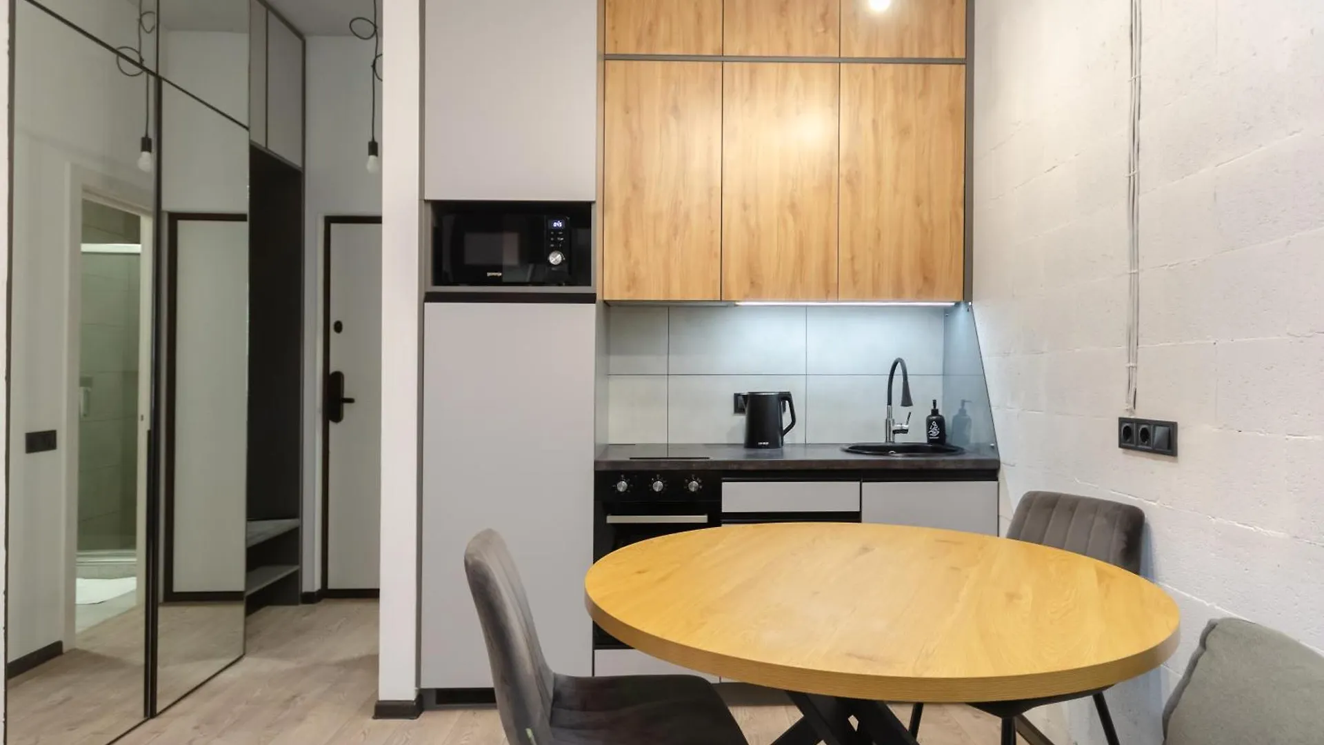 Lägenhet Petrovdom 13-92-433-267-196-433 Luxury Living In Rc Manhattan Kiev