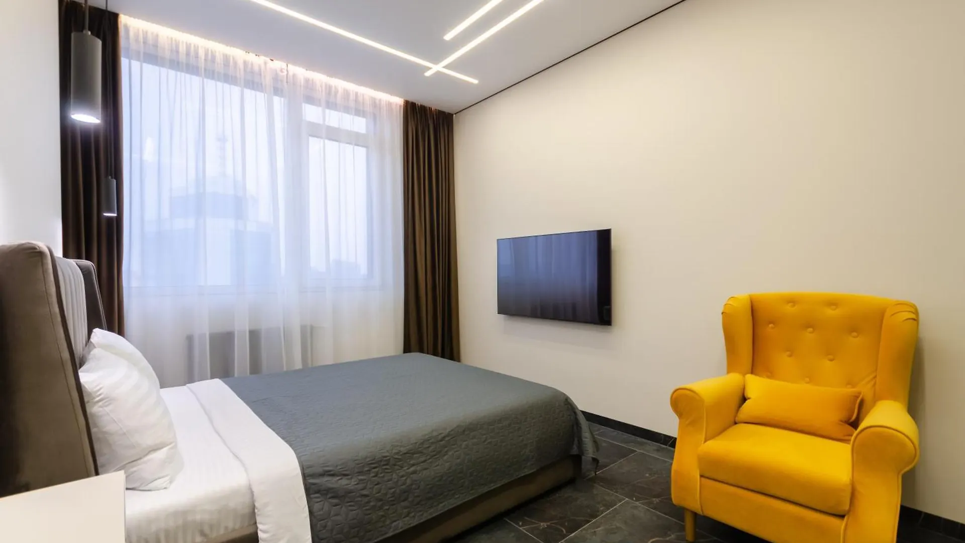 קייב Petrovdom 13-92-433-267-196-433 Luxury Living In Rc Manhattan
