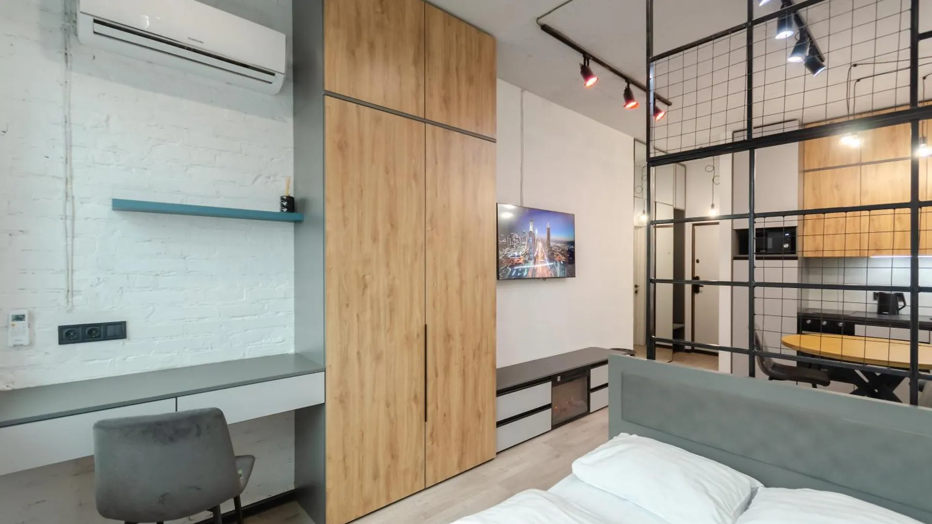 קייב Petrovdom 13-92-433-267-196-433 Luxury Living In Rc Manhattan דירה