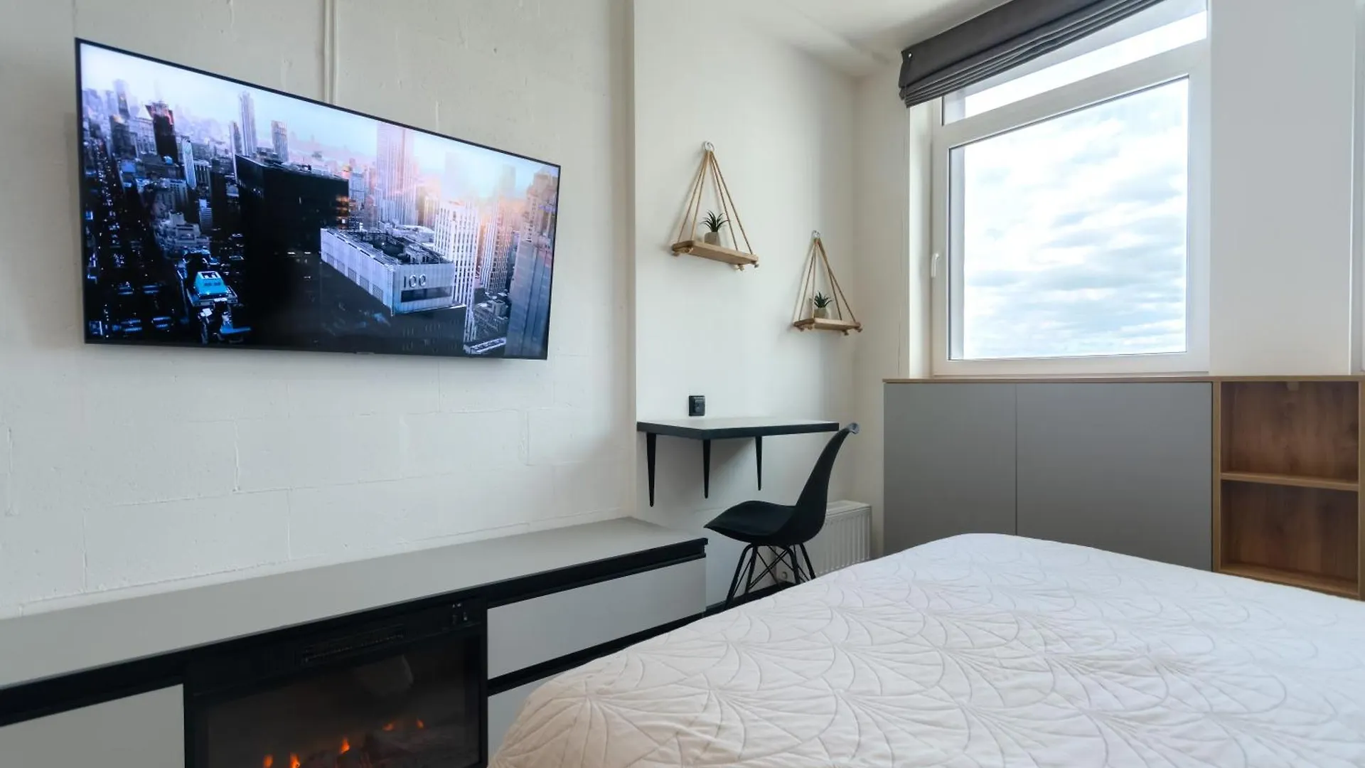 קייב Petrovdom 13-92-433-267-196-433 Luxury Living In Rc Manhattan דירה